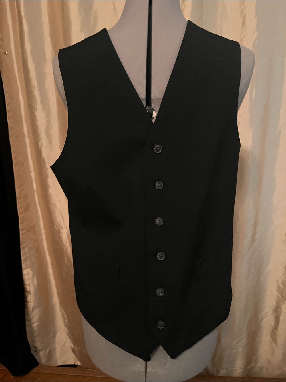 J.Ferrer Classic Black Button-Up Vest